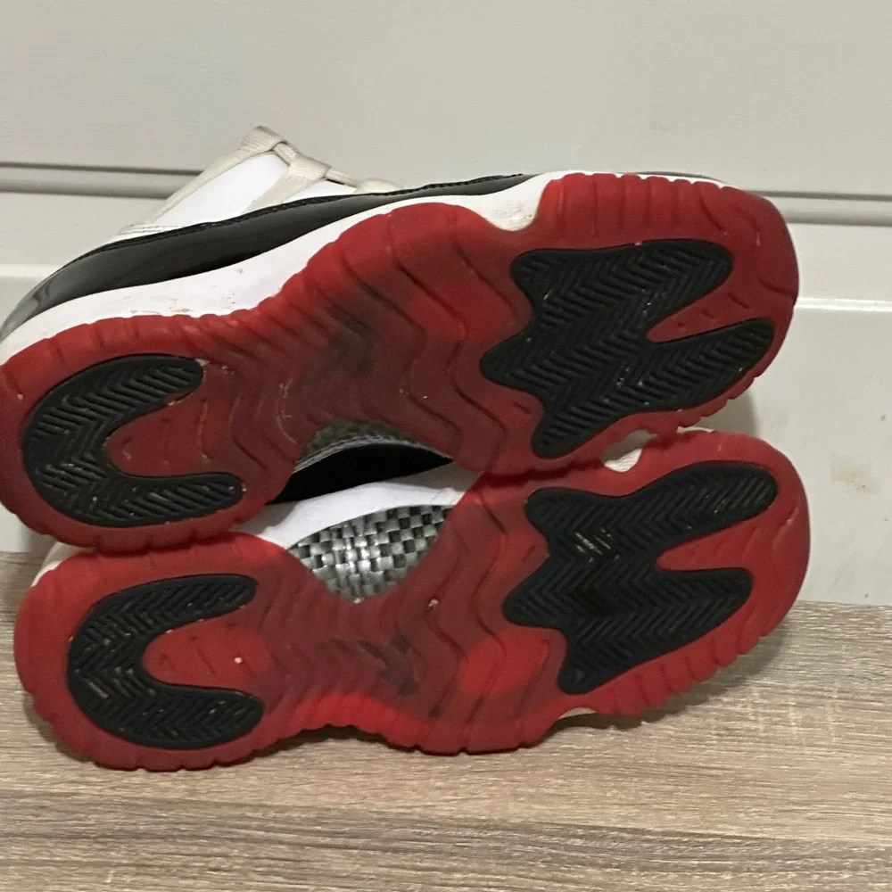 Nike Air Jordan 11 Retro Low GS 'Concord Bred' 2020 528896-160 Youth Size 5.5Y